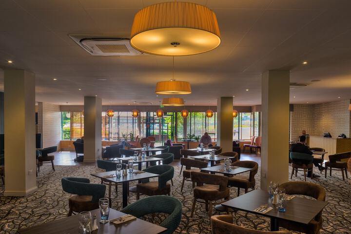 Dining Photos