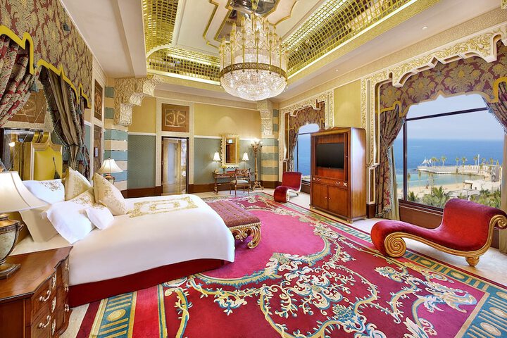 Room 20 of 80
