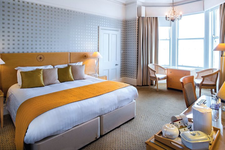 Room 49 of 110