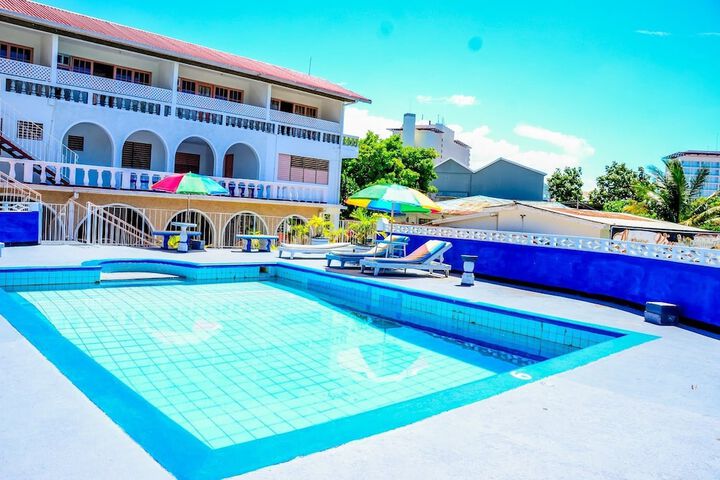 Hotel with Pool