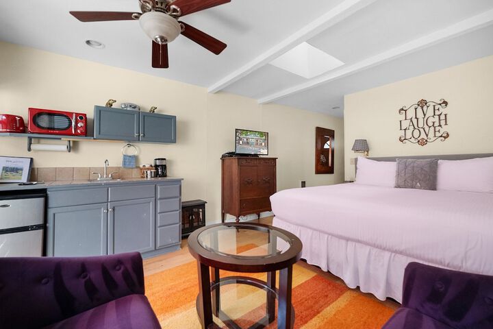 Room 20 of 63