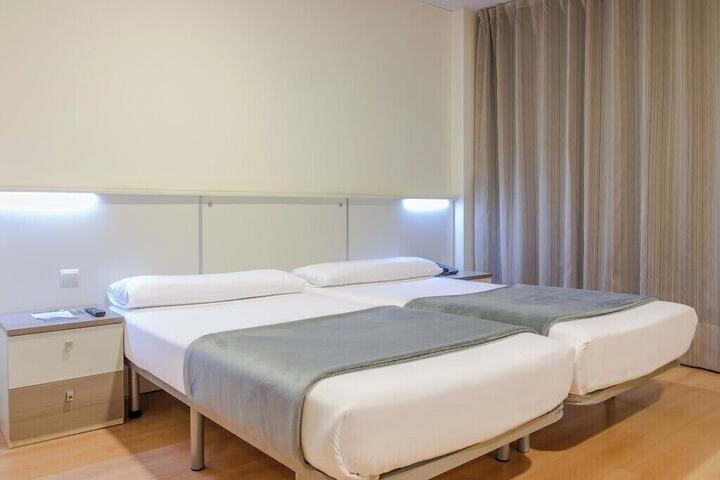 Room 18 of 49
