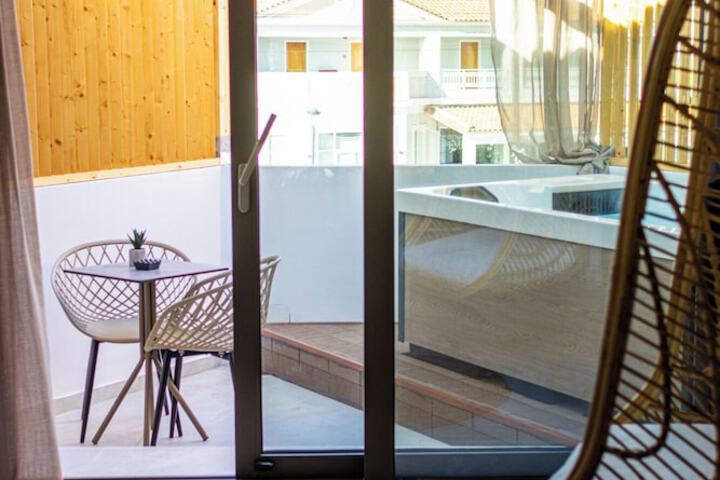 Terrace/Patio 183 of 184