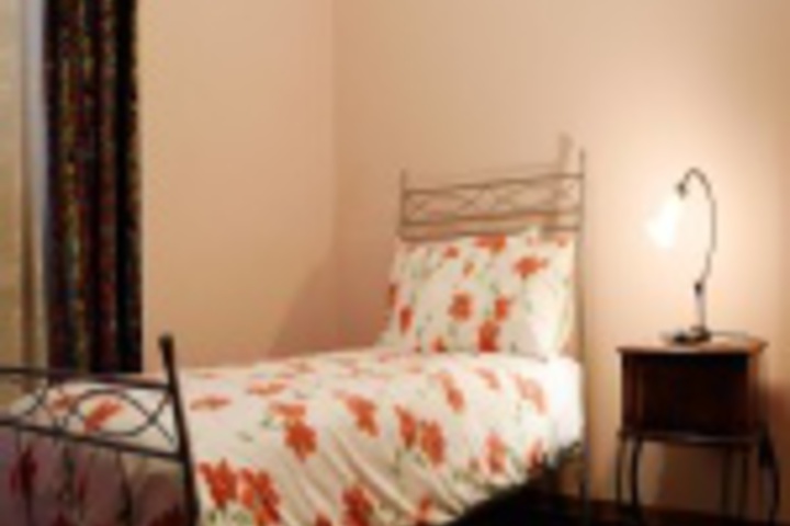 Room 96 of 360