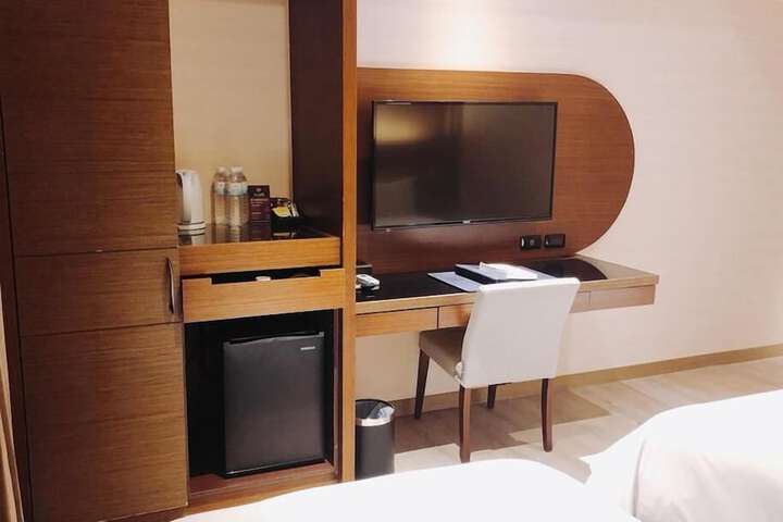Room 45 of 72