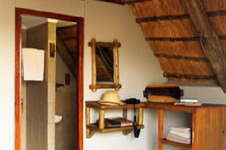 Room 2 of 28