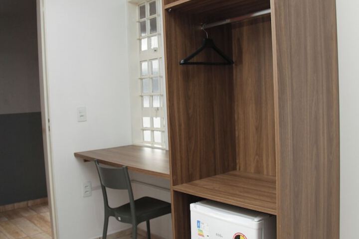 Room 7 of 48