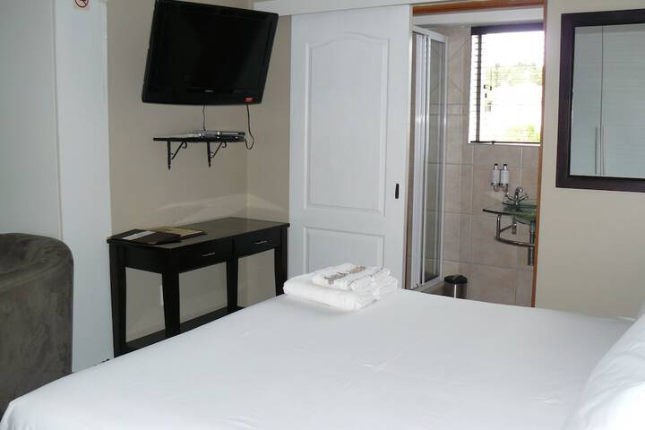 Room 17 of 119