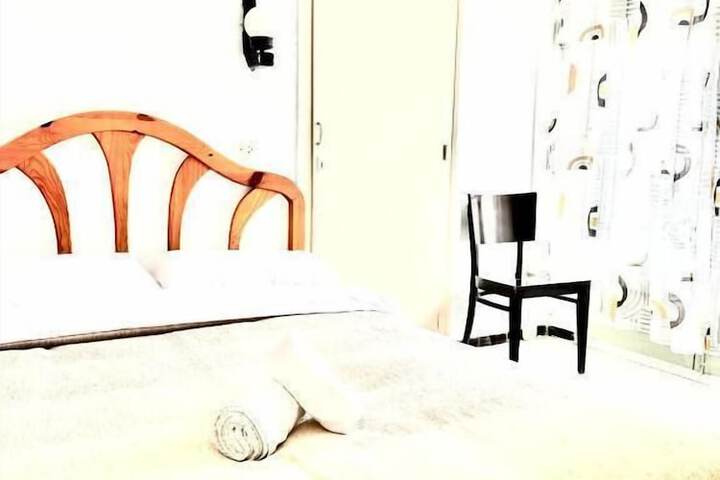 Room 17 of 133