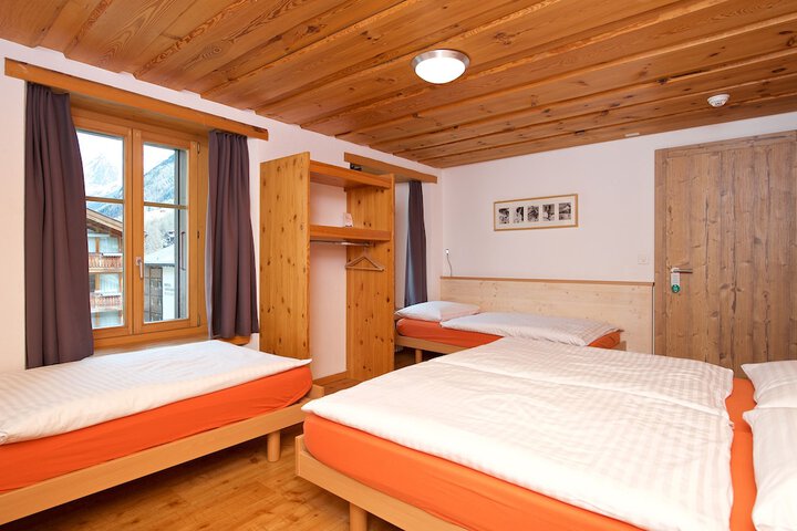 Room 16 of 61