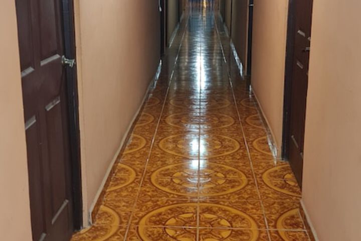 Ballroom/Hall 37 of 42