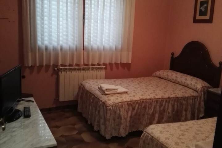 Room 9 of 9