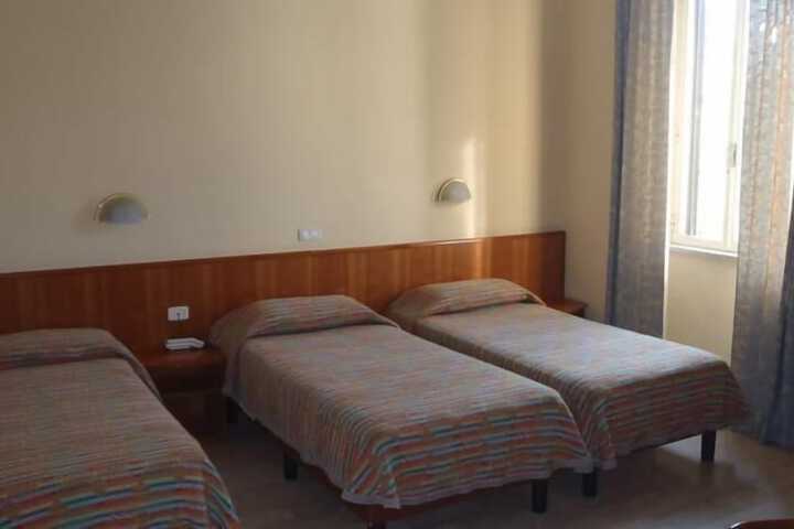 Room 16 of 63