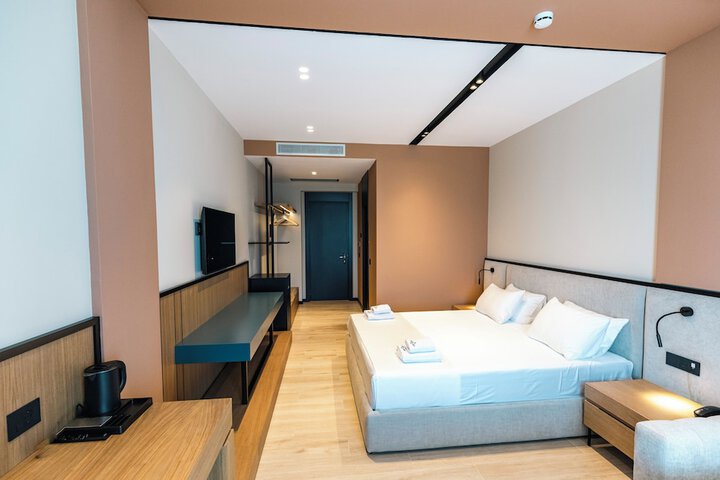 Room 18 of 62