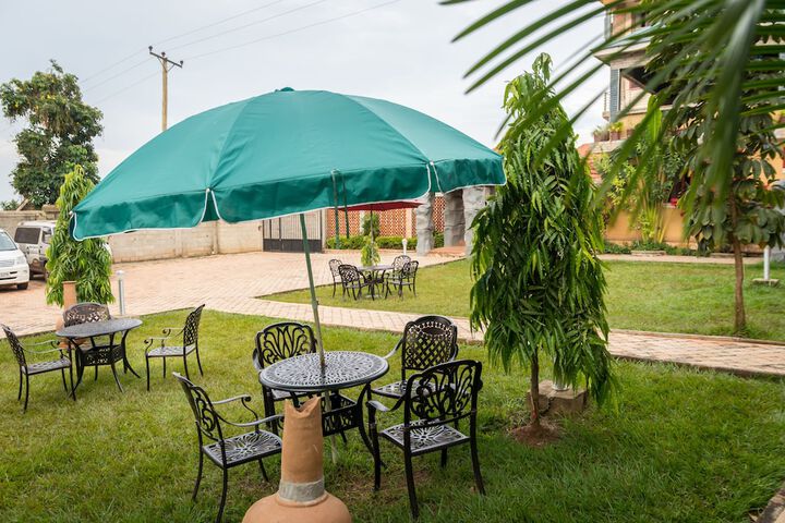 Terrace/Patio 33 of 38