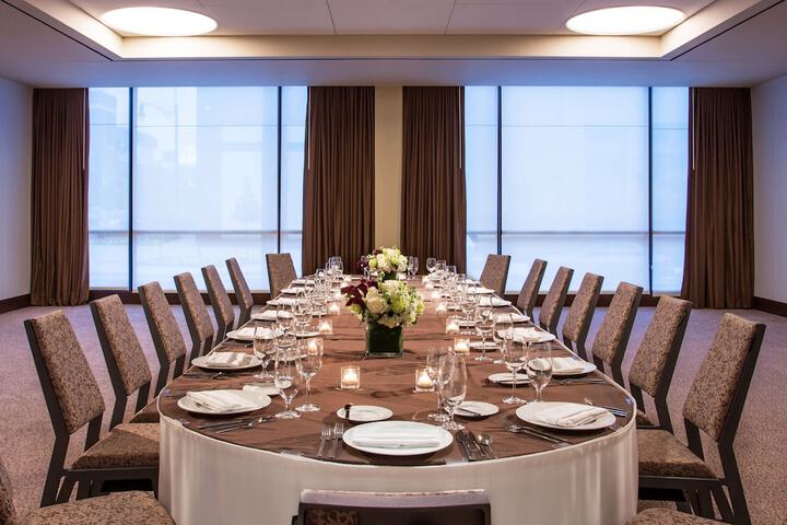 Meeting facility
