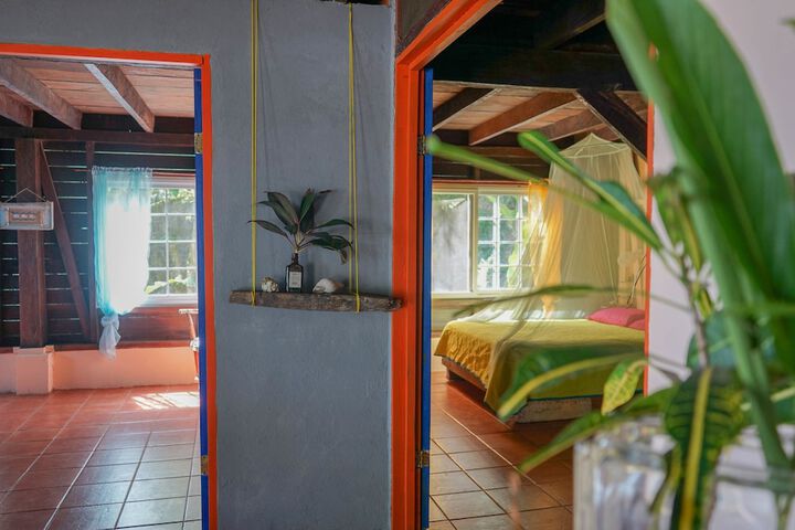 Room 13 of 87