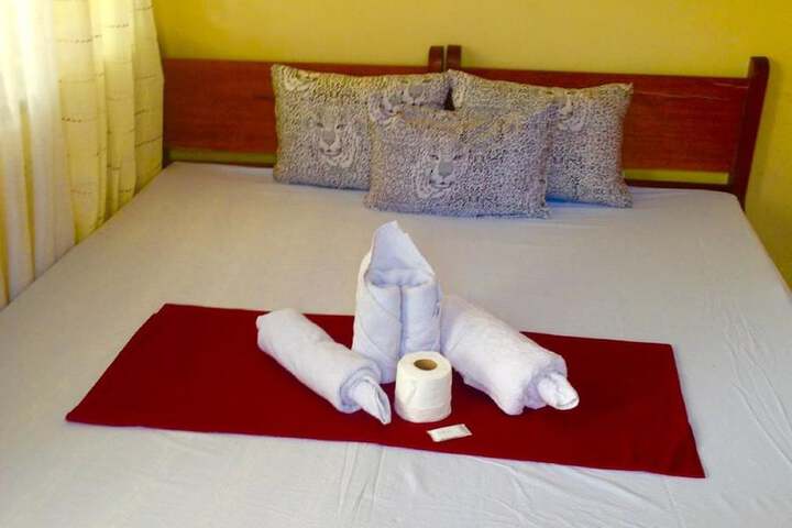 Room 4 of 40