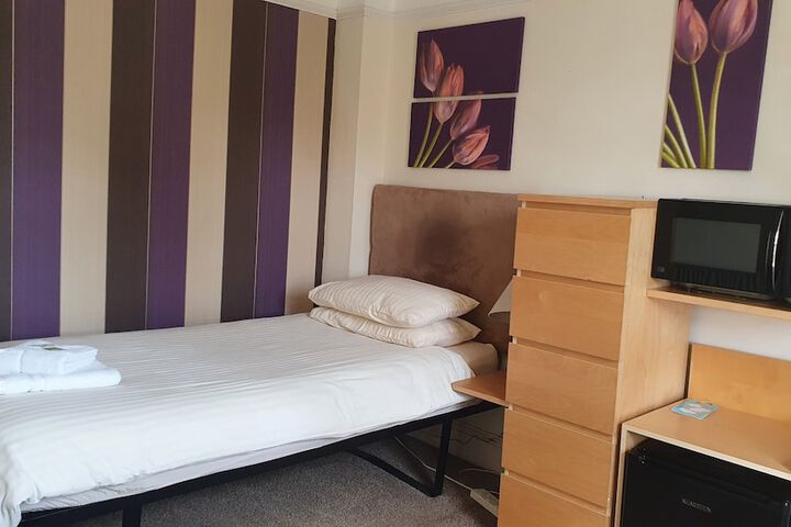 Room 7 of 92