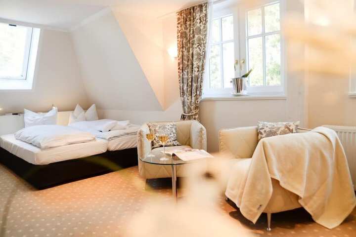 Room 2 of 55