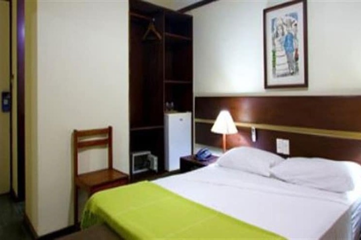 Room 16 of 33