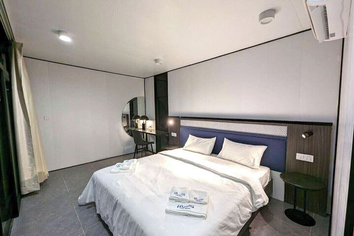 Room 5 of 36