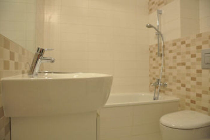 Room 3 of 35