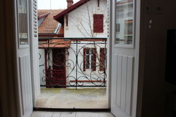 Room 3 of 11