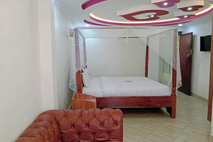 Room 7 of 31