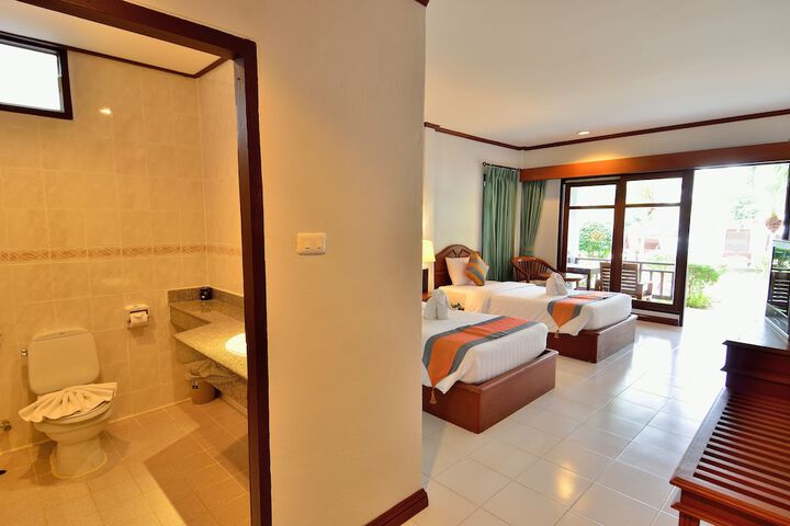 Room 44 of 87