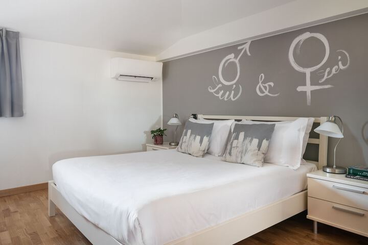 Room 29 of 125