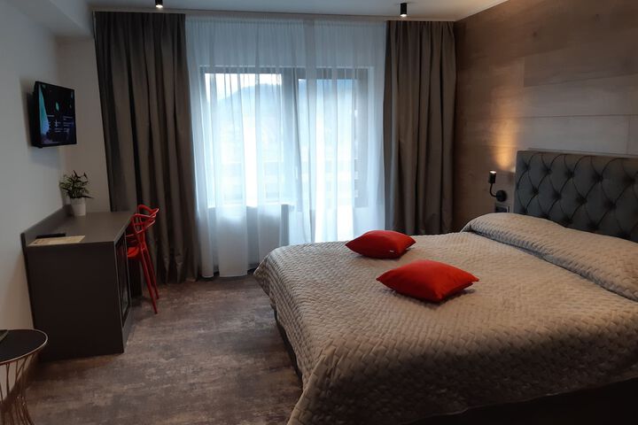 Room 19 of 46