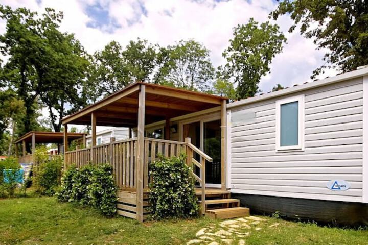 Camping Adria Mobile Homes in Brioni in Pula