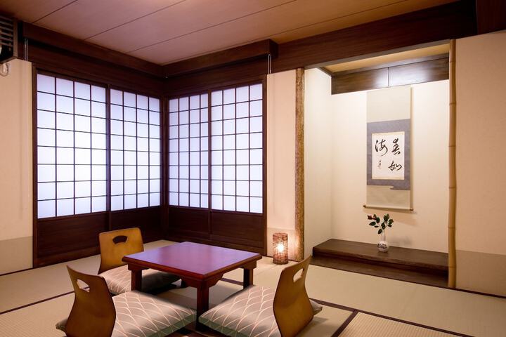 Room 25 of 67