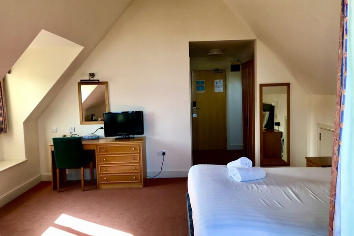 Room 35 of 109