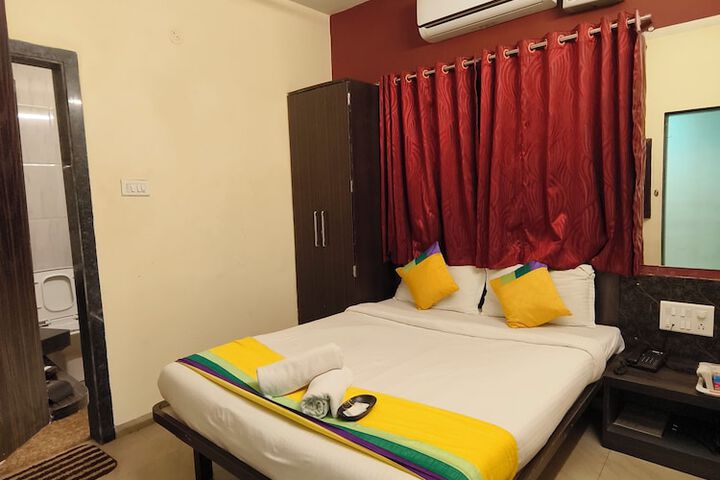Room 5 of 44