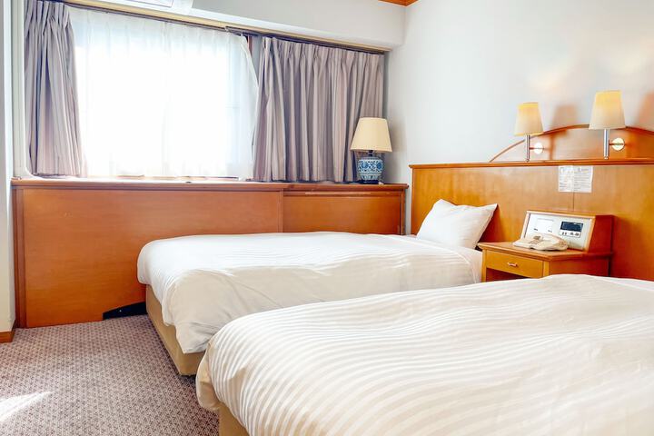 Room 4 of 45