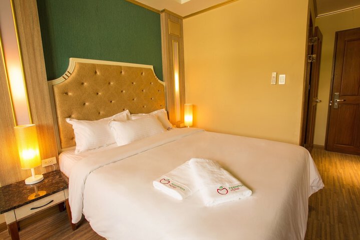 Room 4 of 31