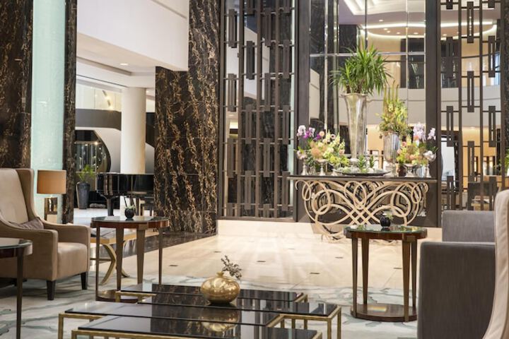Guest Lobby