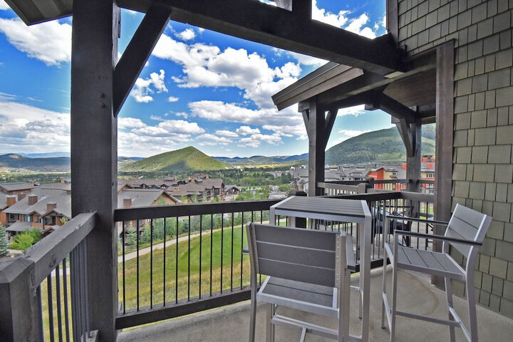 Terrace/Patio 11 of 36