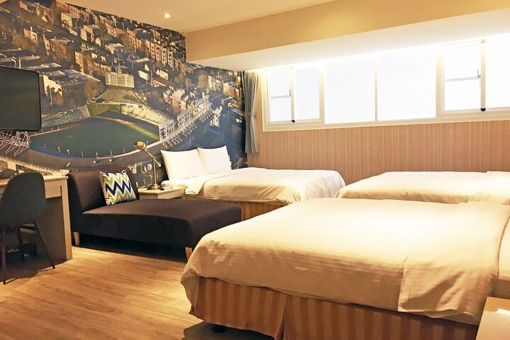 Room 27 of 59