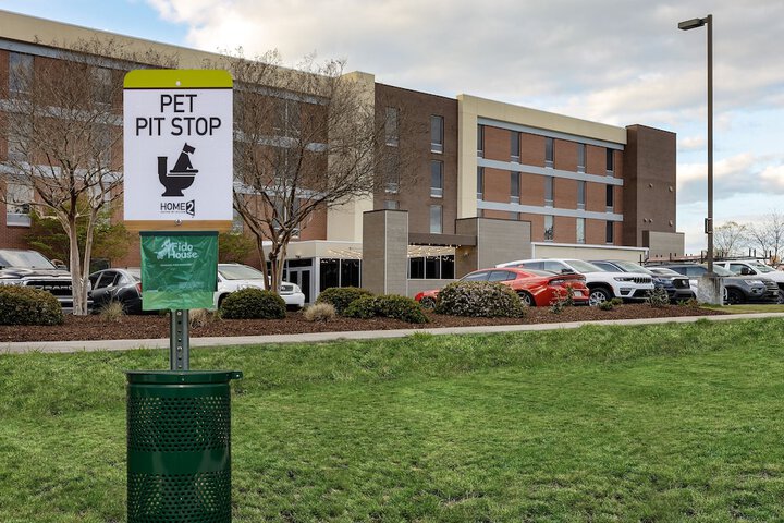 Pet-friendly amenities