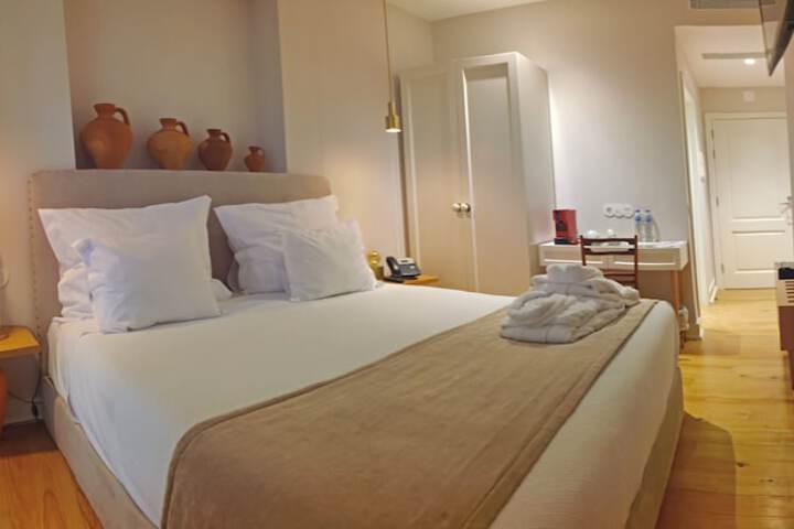 Room 9 of 50
