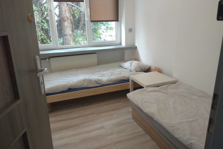 Room 4 of 14