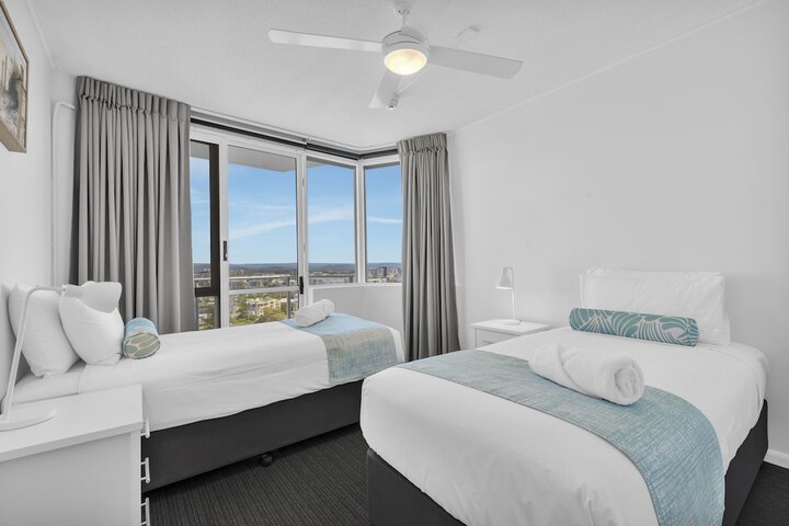 Room 14 of 211