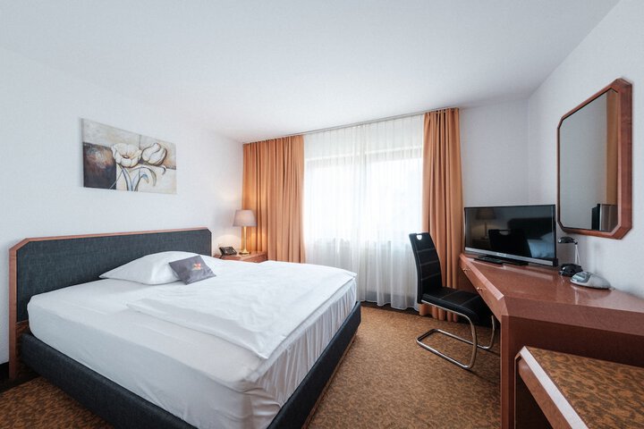 Room 20 of 57
