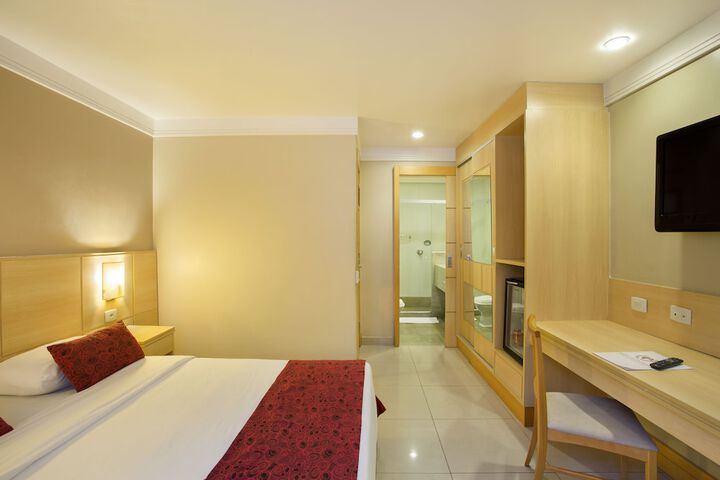 Room 14 of 116