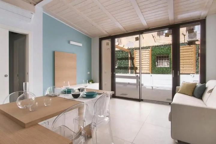 Terrace/Patio 7 of 15