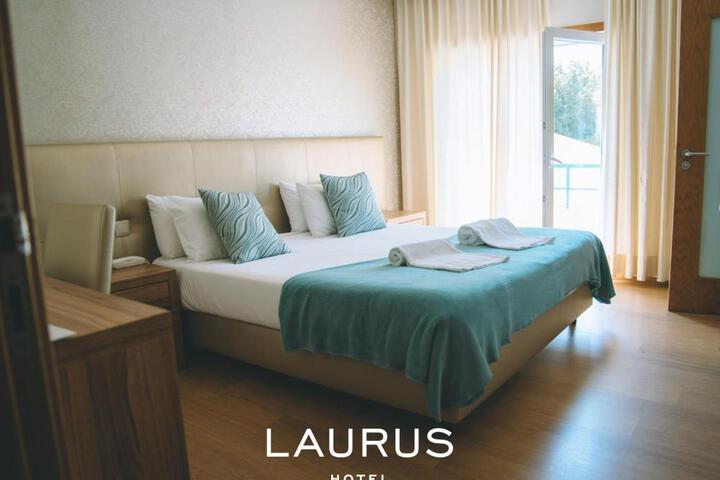 Laurus Hotel