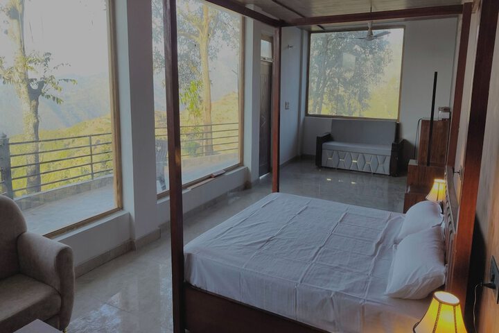 Room 14 of 45
